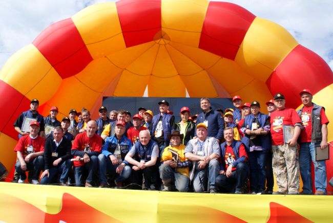 Участники Всероссийского золотого фестиваля «Старательский фарт-2015» (нажмите, чтобы увеличить)