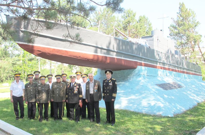 У «Бронекатера-302» (нажмите, чтобы увеличить)