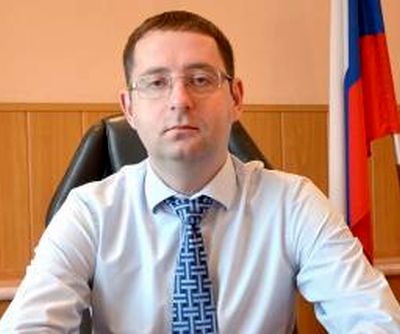 Прокурор Сахалинской транспортной прокуратуры Егор Корчак несколько раз делал предложение гендиректору ООО «Сахморфлот» дать признательные показания по уголовному делу о крушении судна «Парамушир» и о рассмотрении уголовного дела №801795 в «особом порядке»