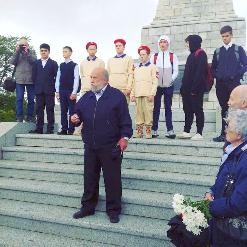 Борис Воронов рассказал об адмирале Невельском. Фото К. Пронякина.