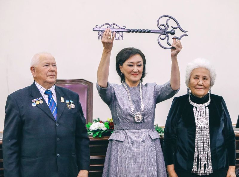 Сардана Авксентьева вступила в должность главы Якутска