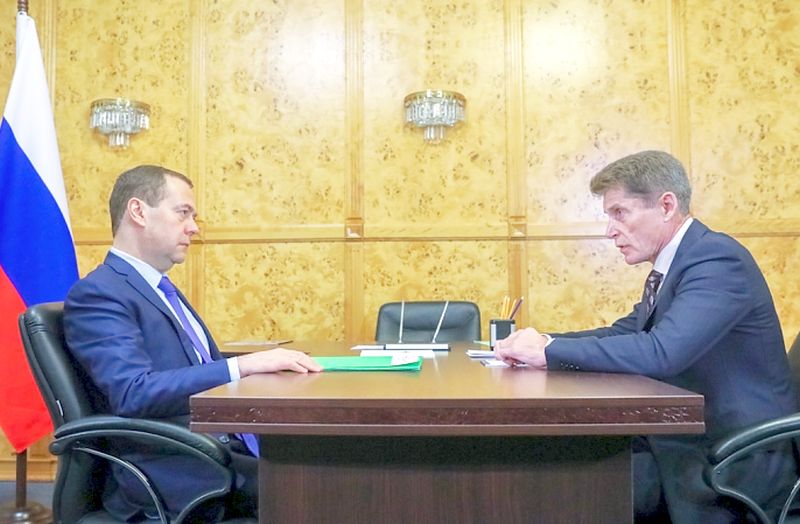 Дмитрий Медведев и Олег Кожемяко