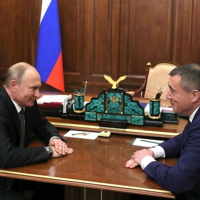 Встреча с Валерием Лимаренко. Президент подписал Указ о назначении Валерия Лимаренко временно исполняющим обязанности губернатора Сахалинской области.