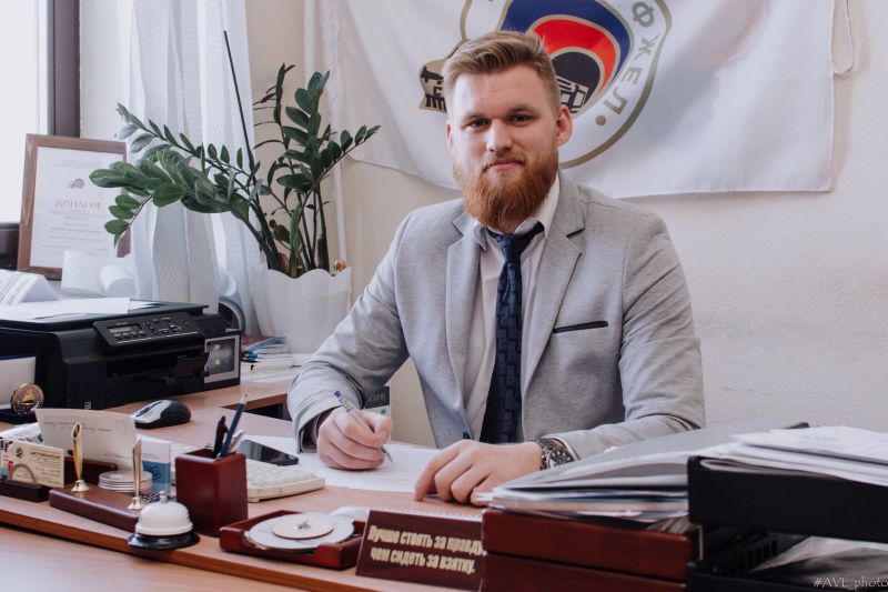 Андрей Максименко