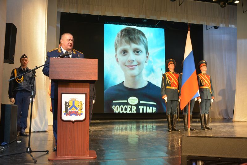 Алексей Мартыненко, спасавший детей при пожаре в лагере «Холдоми», посмертно награжден Орденом Мужества