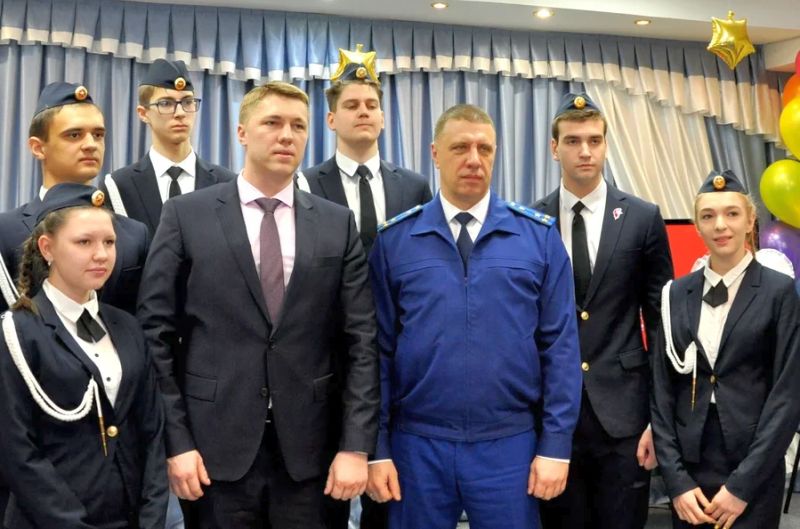 Ветеранам и труженикам тыла Железнодорожного района Хабаровска вручили медали