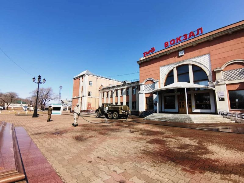 В Биробиджане началась дезинфекция мест общего пользования
