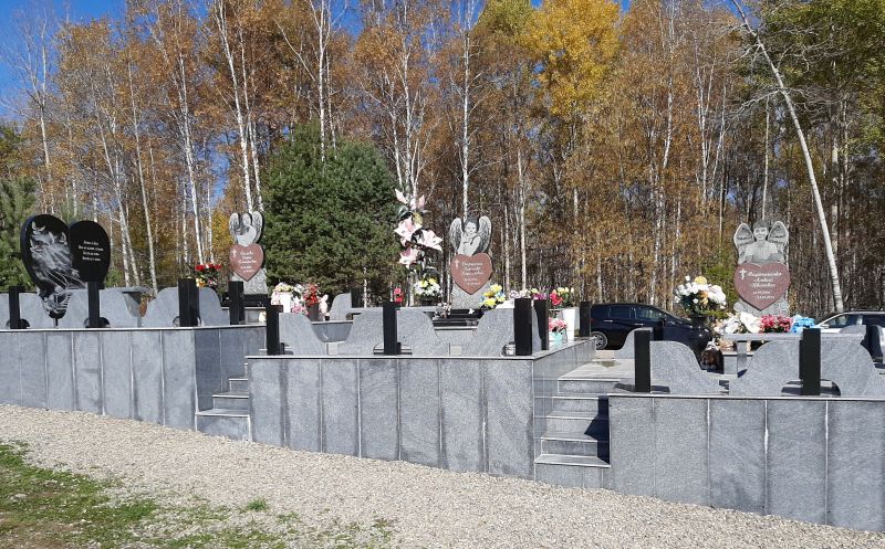 В Комсомольске открыт Мемориал памяти о детях, погибших во время пожара на Холдоми