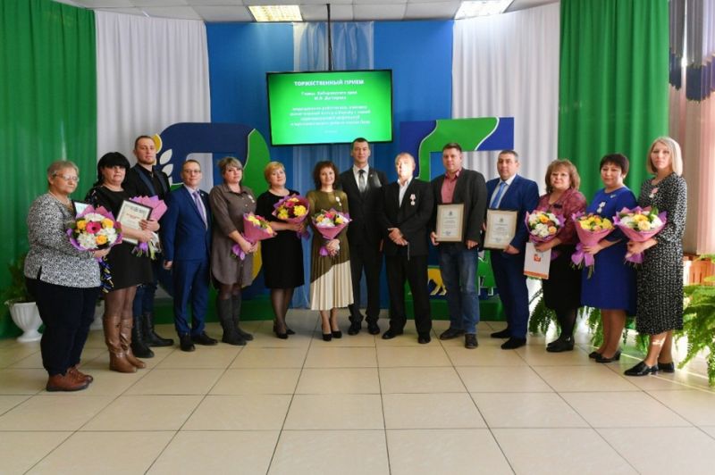 Врачей в Хабаровском крае наградили за борьбу с распространением CоVID-19. Фото: Александр Янышев