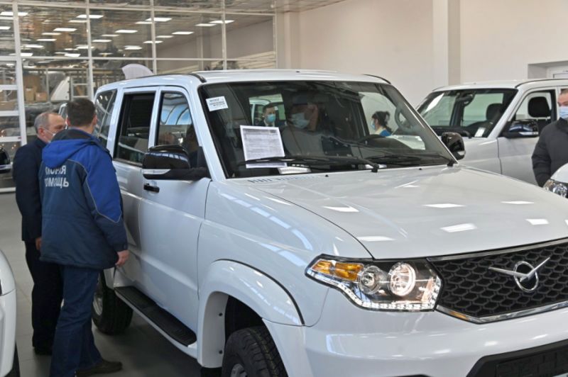 16 новых УАЗов для районных больниц доставлены в Хабаровский край