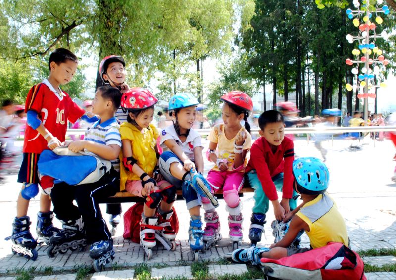 На роликодроме.