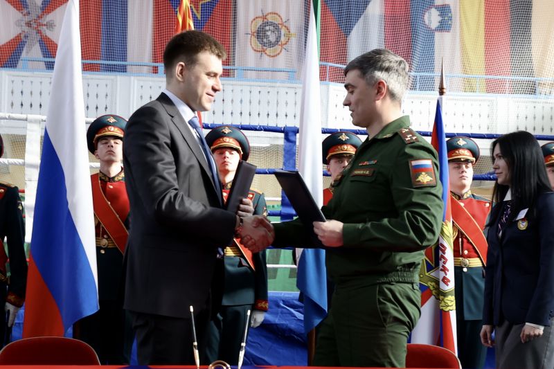 В Хабаровске подписали соглашение между ЦСКА и Федерацией бокса России