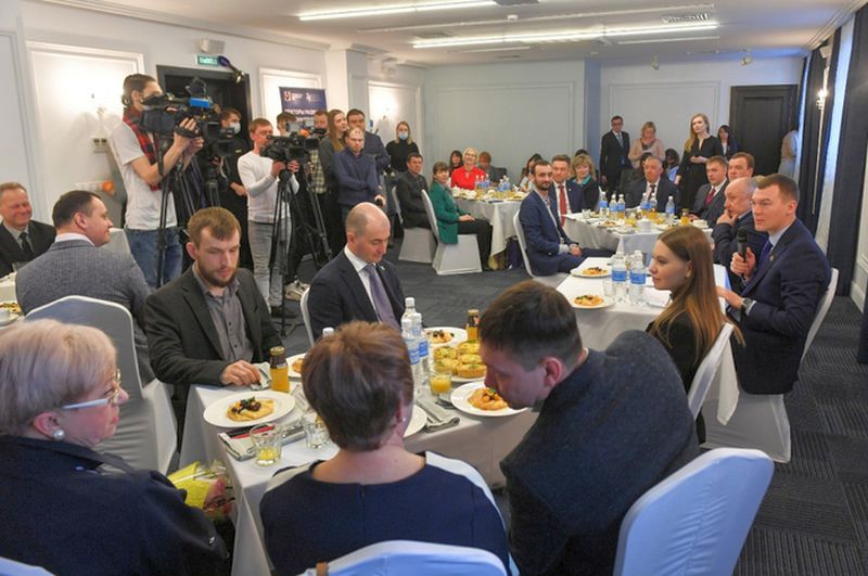 Михаил Дегтярёв объявил о новых мерах поддержки социально ориентированных НКО