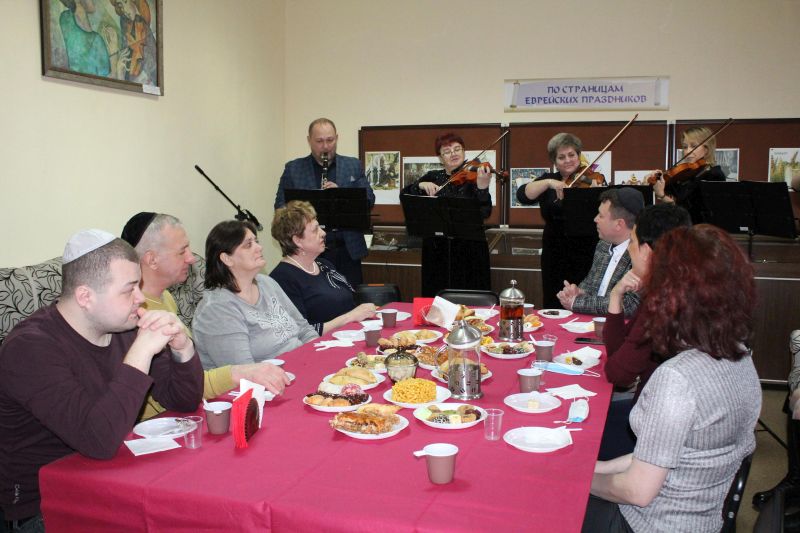 В еврейской общине «Фрейд» в рамках фестиваля «Крымская весна» прошла дегустация блюд крымской кухни
