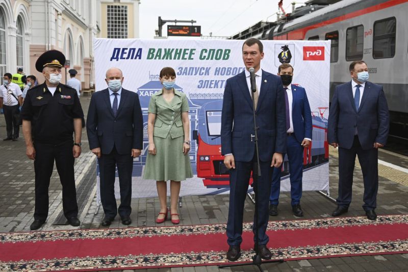 В Хабаровске в пригородном направлении запустили мягкую электричку