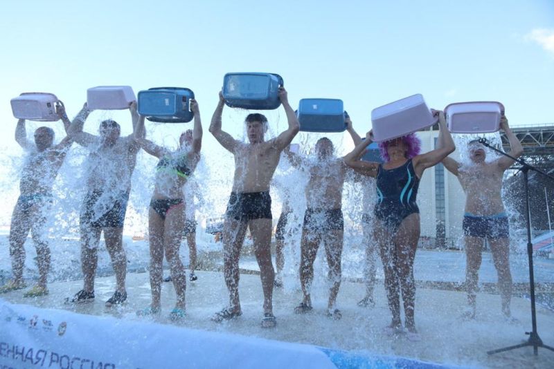 Олег Кожемяко присоединился к Всероссийской акции моржей