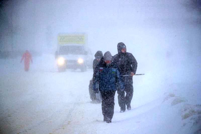 В ликвидации последствий циклона на Сахалине необходимо задействовать все силы и средства
