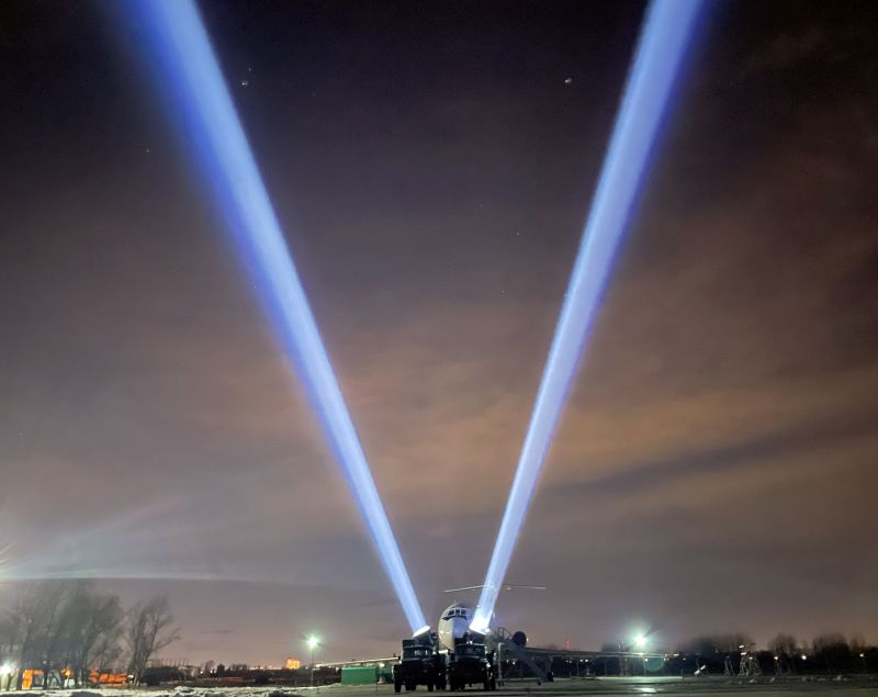 Букву «V» в небе Хабаровска создали военнослужащие ВВО в рамках поддержки военнослужащих, участвующих в спецоперации на Украине