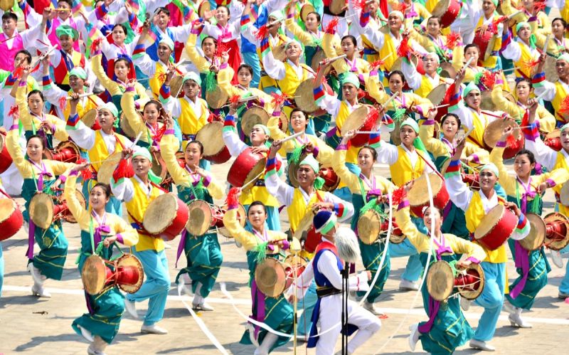 Кадр из массовой демонстрации.