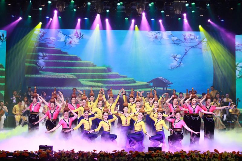 Кадр из выступлений XXXII Художественного фестиваля дружбы «Апрельская весна».