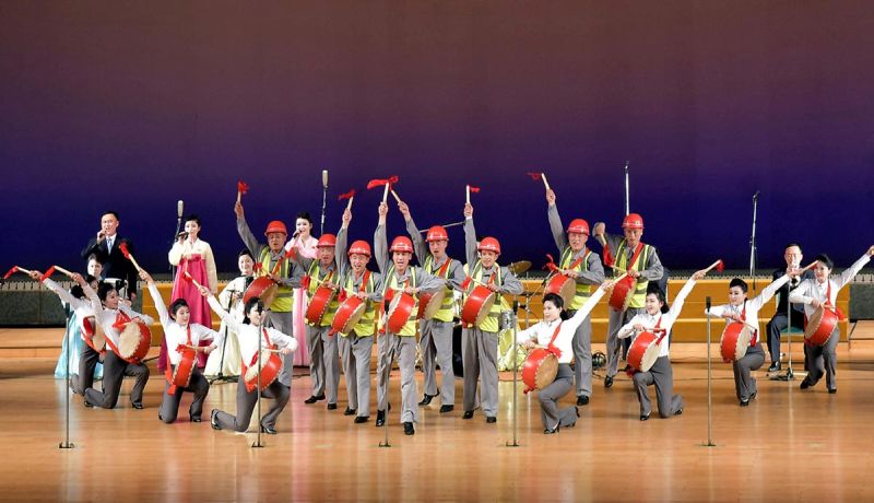 Кадр из выступлений VII Народного художественного фестиваля «Апрельская весна».