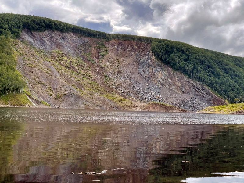 Место оползня