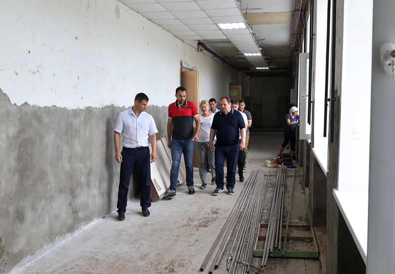 Ремонт школ заканчивается в поселке Николаевка