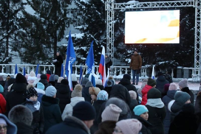 Митинг-концерт ко Дню Героев Отечества прошел в Биробиджане