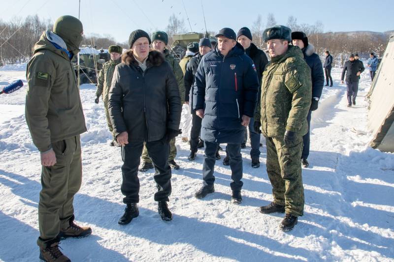 Юрий Трутнев проверил организацию подготовки мобилизованных на Сахалине