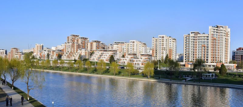На берегу реки Потхон появился новый жилой сектор с благоустроенными домами для народа, и открылся новый пейзаж в Пхеньяне.