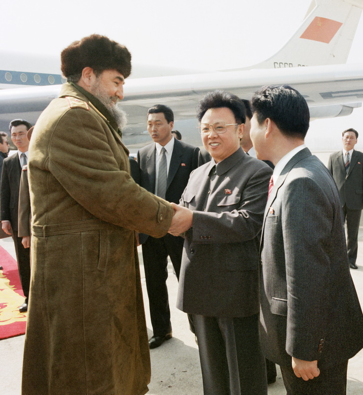 С Председателем Госсовета Республики Куба Фиделем Кастро Рус. Март 1986 года.