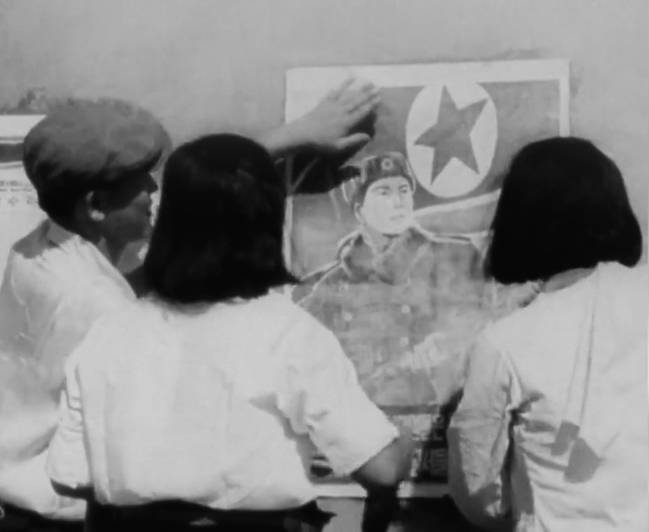 Плакаты, способствовавшие достижению победы в войне.