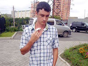 Увидев кровь на футболке, Илья бросился убегать, опасаясь других выстрелов