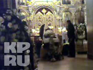 Отпевание Япончика (Вячеслава Иванькова) в храме на Ваганьковском кладбище.