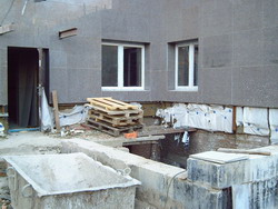 Сюда Е. Ганушкина вошла примерно в 7.40/ Нажмите, чтобы УВЕЛИЧИТЬ (нажмите, чтобы увеличить)