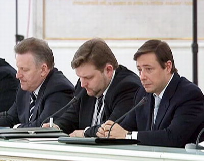 В. Шпорт, Н. Белых, А. Хлопонин