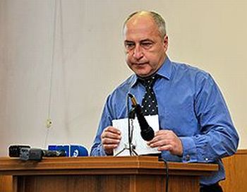 «Если приговор будет справедливым, я готов выслушать его даже под бой курантов»,— прокомментировал Леонид Коротков. Фото: Оглезнев Андрей/Коммерсантъ