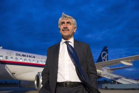 Есть ли гарантии того, что в 2011 году «Суперджет» все же полетит? Ответ известен только главе ГСС господину Погосяну. Правда, итальянцы ему как-то не поверили