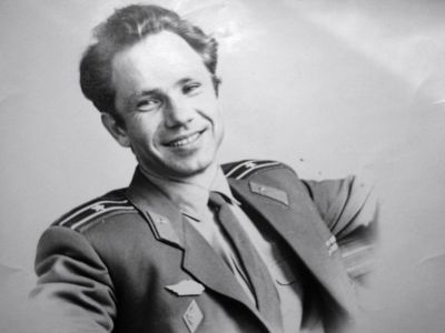 А. Врабий. Имидж Гагарина?/ Нажмите, чтобы УВЕЛИЧИТЬ (нажмите, чтобы увеличить)