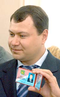 В. Николаев