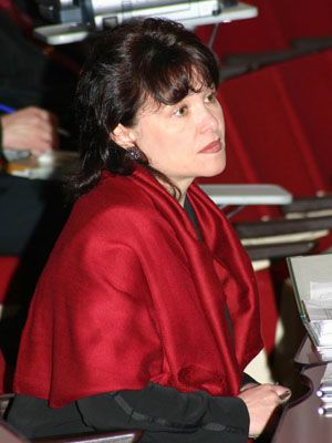 В. Николаева