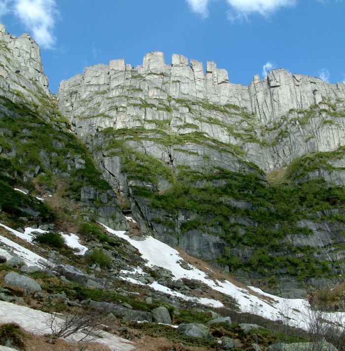 Дуссе-Алиньские бойницы