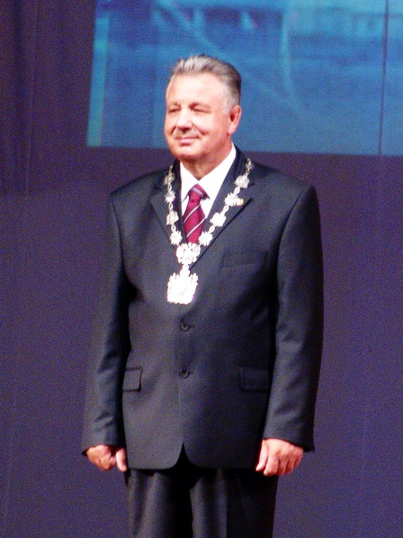 В.И. Ишаев (нажмите, чтобы увеличить)