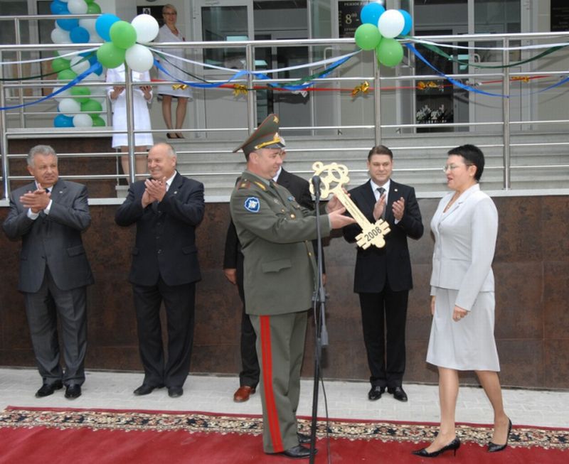 12 сентября 2008 г. состоялась торжественная церемония открытия краевого консультативно - диагностического центра «Вивея» в Хабаровске. Обновленный центр, к которому была сделана 4-х этажная пристройка, стал один из самых крупных и хорошо оснащенных объектов здравоохранения в краевом центре