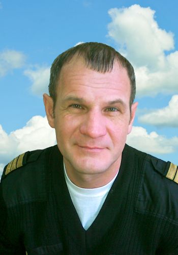 Бортрадист  Александр Любимов