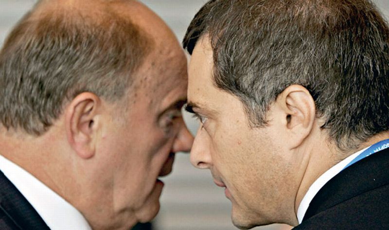 «Системную» оппозицию партийная система, построенная Сурковым, вполне устраивала