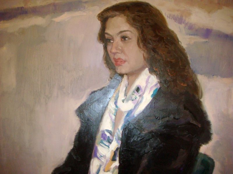 А потом несколько раз возвращался к женскому портрету, выполненному художницей Зорам Ясин из Синьцзян-Уйгурского автономного района КНР