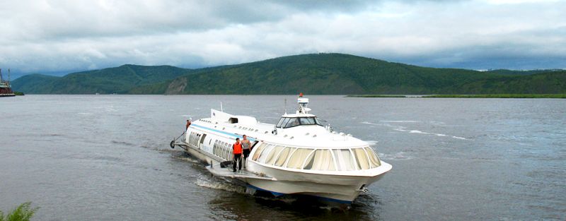 Вокруг Комсомольского речного порта - опорной точки в схеме северного завоза края с миллиардным активом уже шесть лет ведутся войны за передел собственности