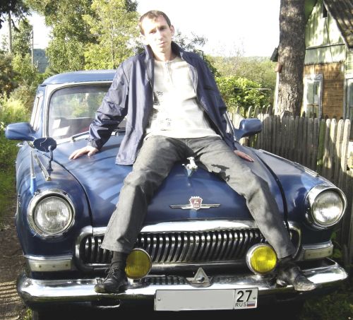 Нам до чиновников, как до Луны