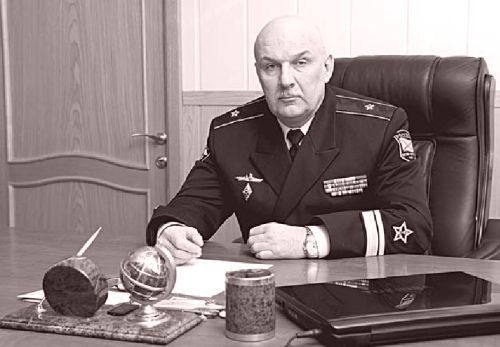 Командующий Тихоокеанским флотом контр-адмирал Сергей Авакянц